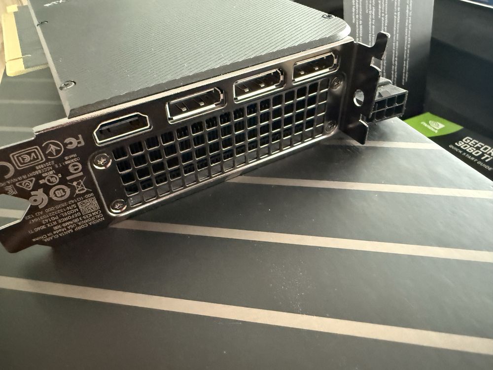 видеокарта NVIDIA RTX 3060 ti Founders Edition - отлична