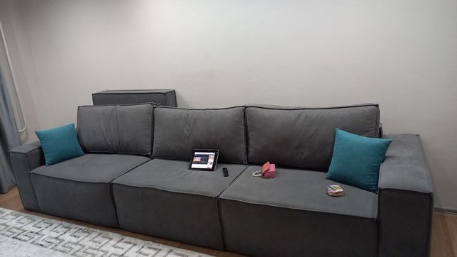 Продам диван в стилье лофт
