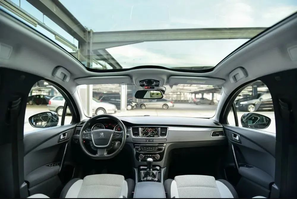 Peugeot 508 Primul proprietar in Romania. Masina de familie utilizata in concedii.