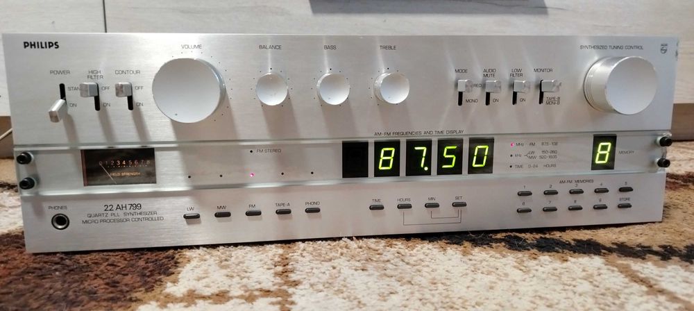 Amplituner amplificator Philips 22AH799.
