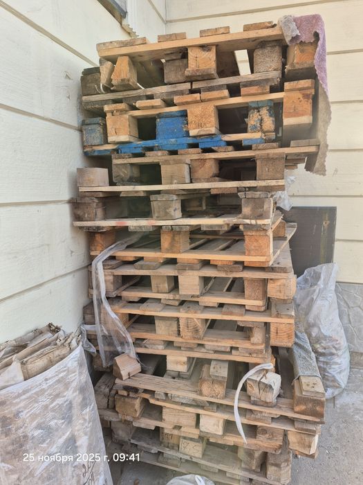 Продам паллеты на дрова