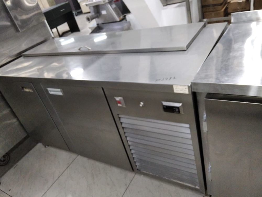 Продам холодильные столы в Алматы