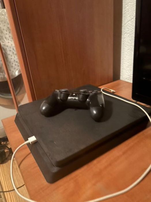 Ps4 500 gb ………….