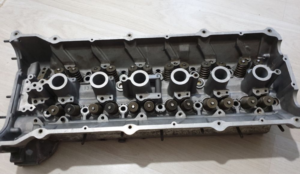 Головка блока цилиндров БМВ Е34 М50 ванос