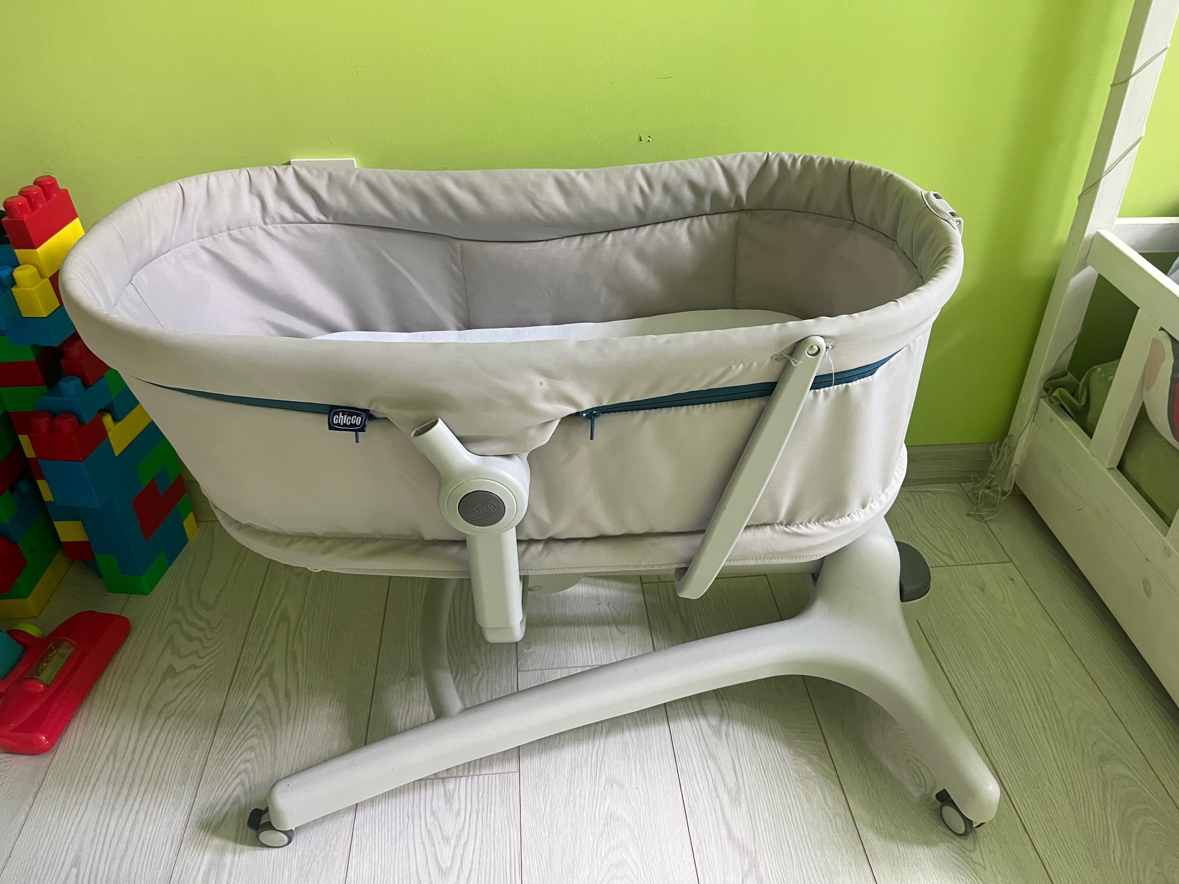 Chicco baby hug шезлонг