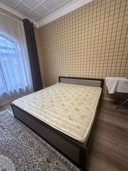 Спальний гарнитур