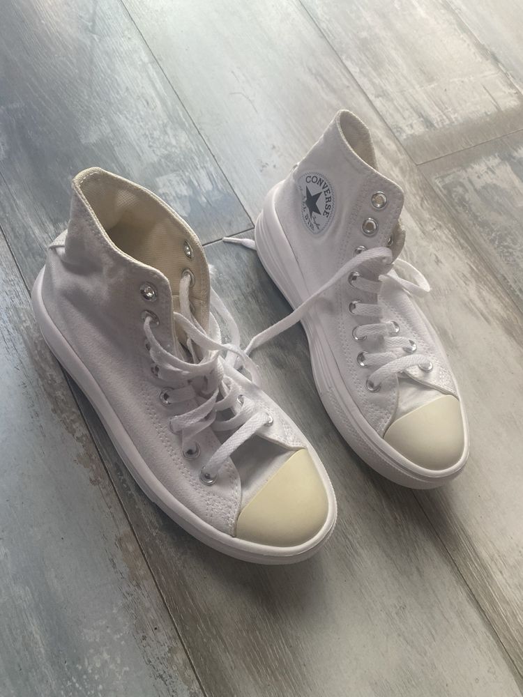 Дам. Кецове Guess и Converse