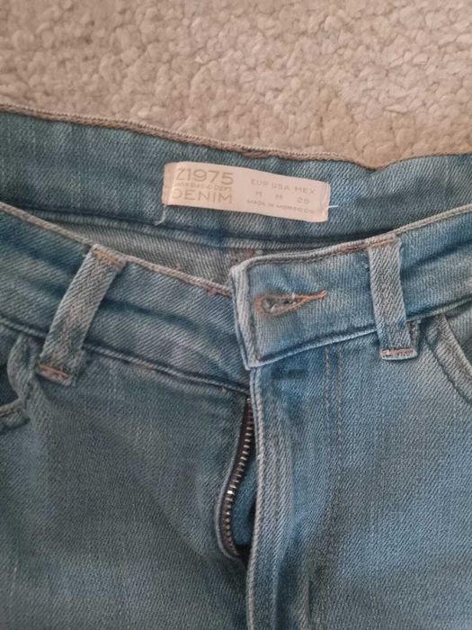 Fusta blugi Zara. Marimea S.