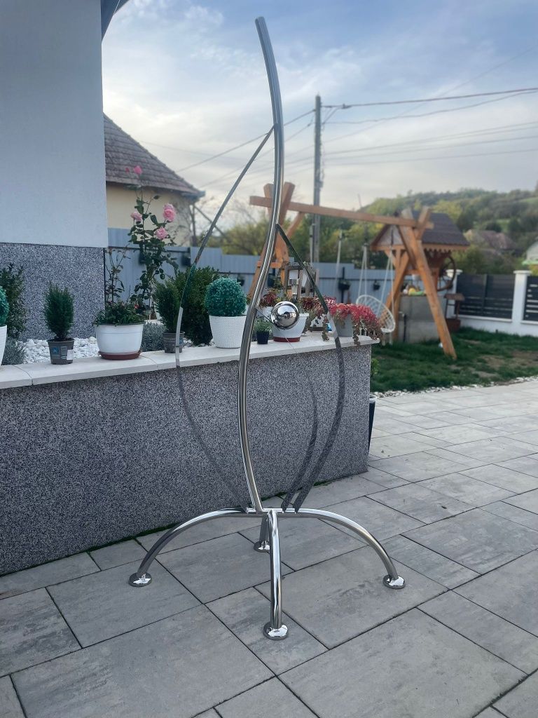 Decoratiune curte inox