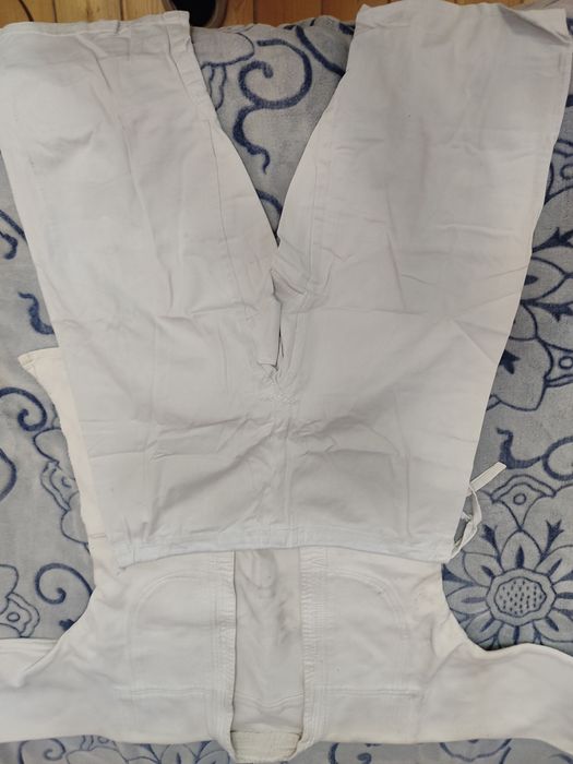 Кимоно (карате, дзюдо и т д)