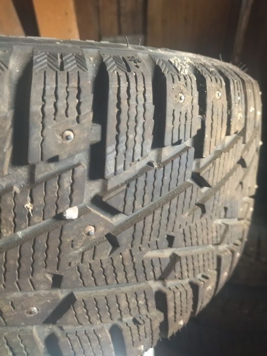 Баллоны с дисками  17  в отличном состоянии