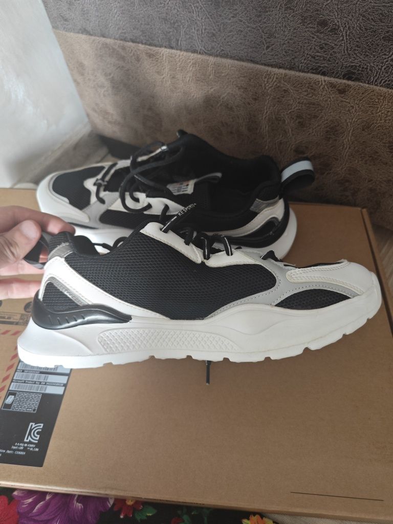 Krosovka 40 razmer sport uchun universal