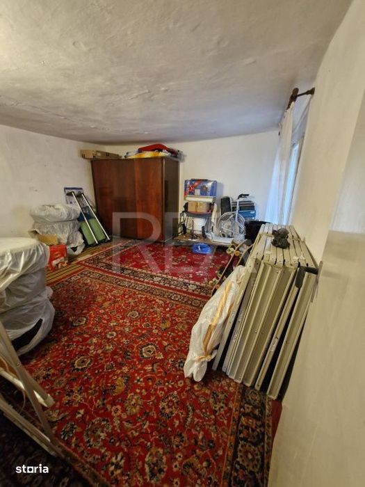 Casa batraneasca la 6 minute de statia de metrou Mihai Bravu