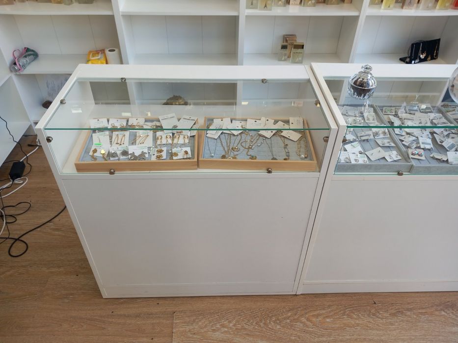 стелажи и рафтове