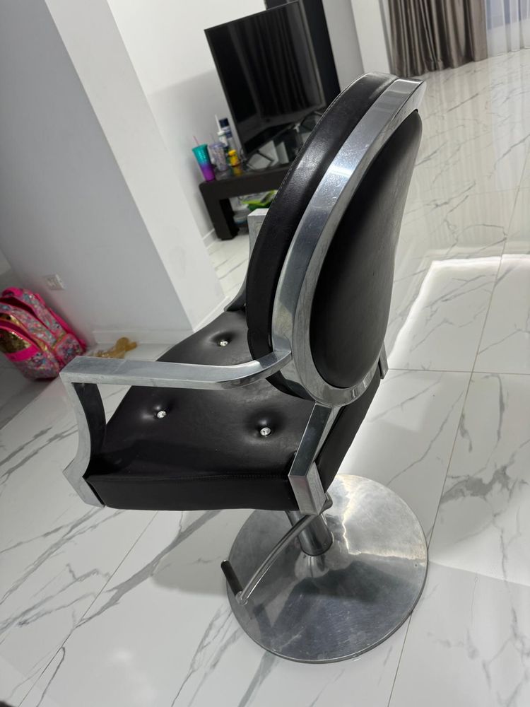 Scaune salon / frizerie