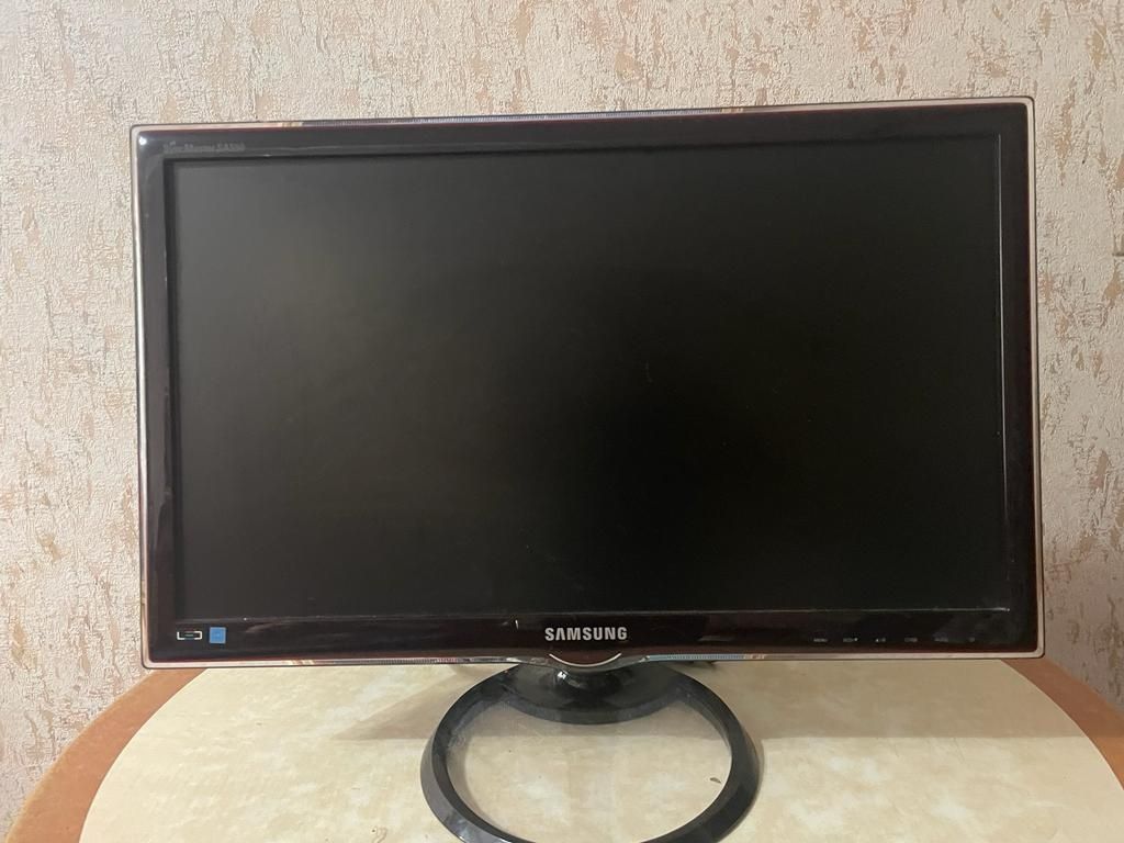 Монитор ЖК LED Samsung LS23A550