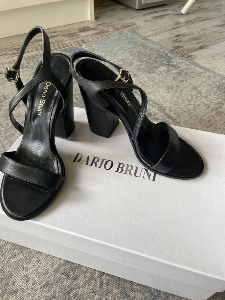 Сандали на ток Dario Bruni