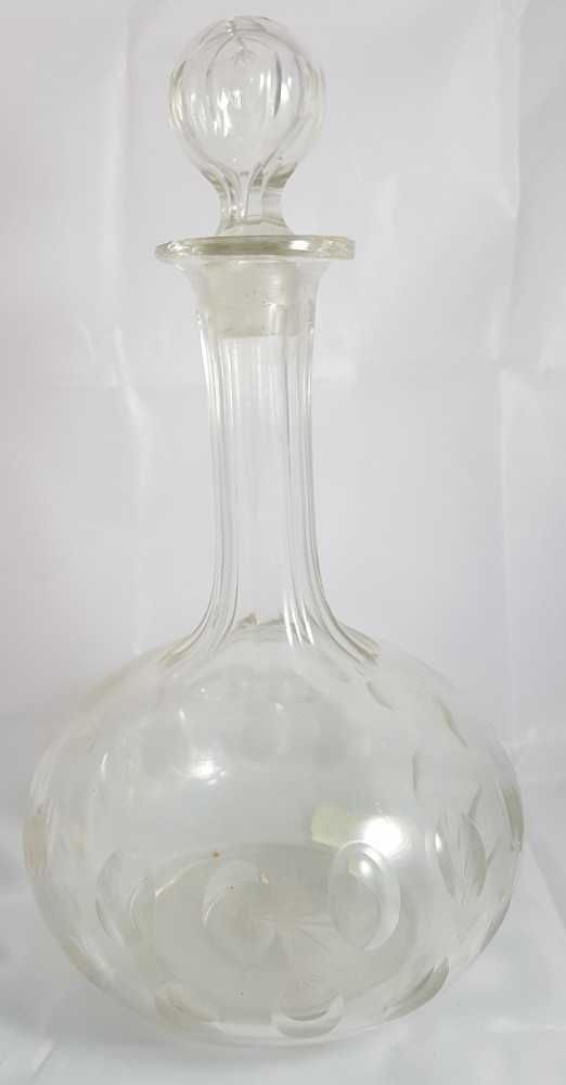 Decantor vechi din cristal superb inceput sec.xx