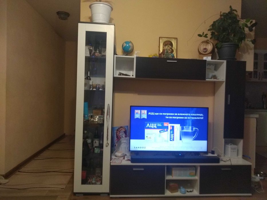 Секция за хол (всекидневна)