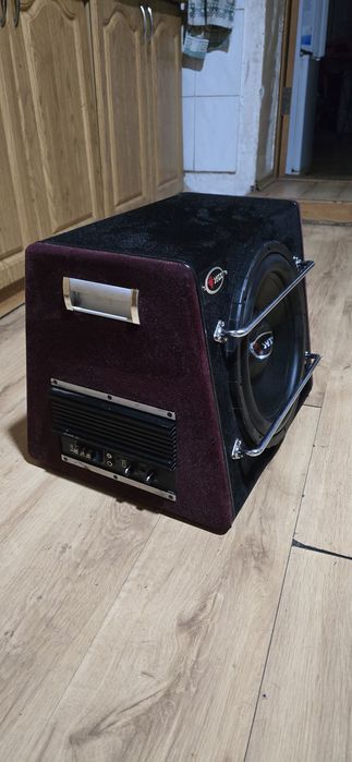 Продам сабвуфер почти не использовали