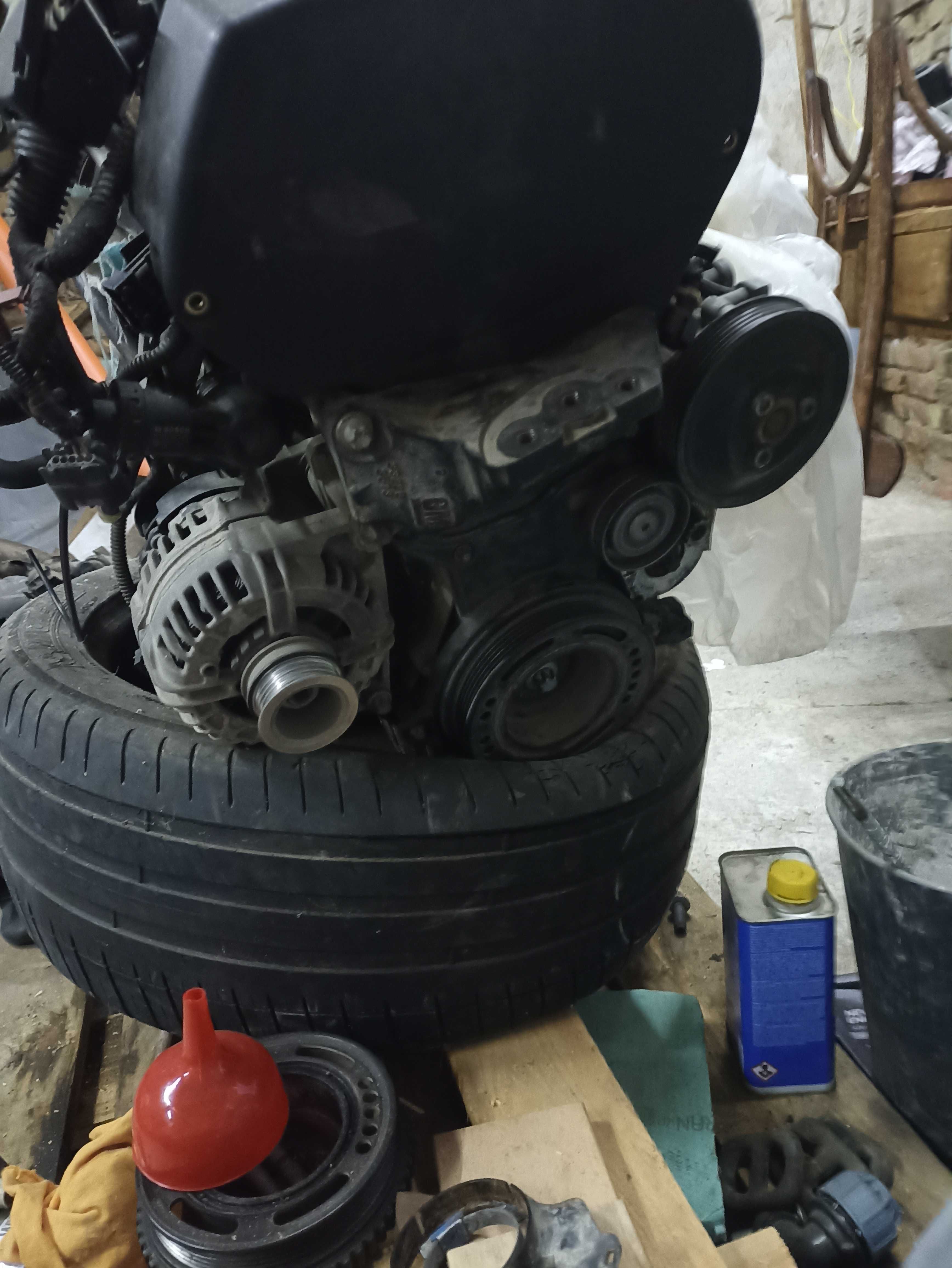 Двигател Opel,  бензин 1,6 - 105 кс. - Z 16 XEP