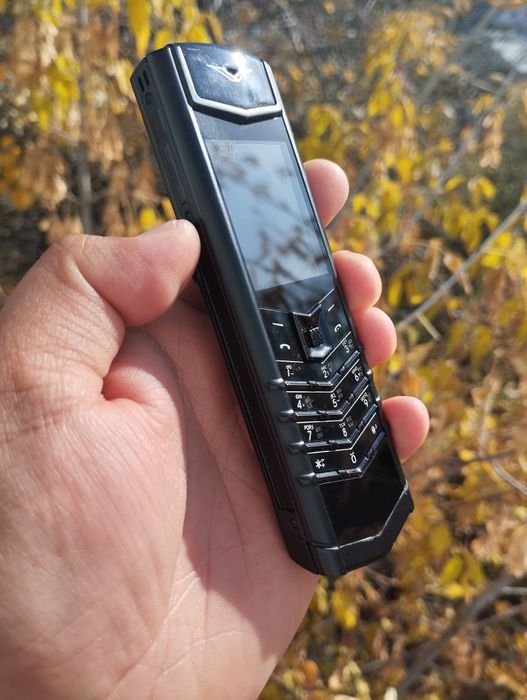 Vertu signature черный цвет