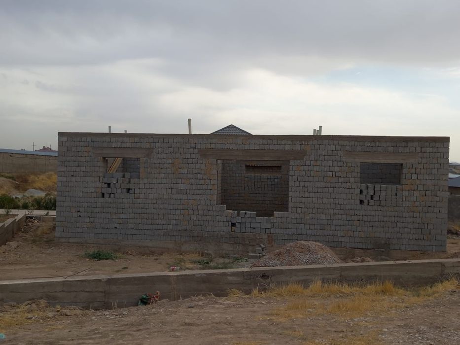 не дастроены дом