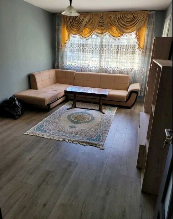 Двустаен апартамент в Три Чучура север