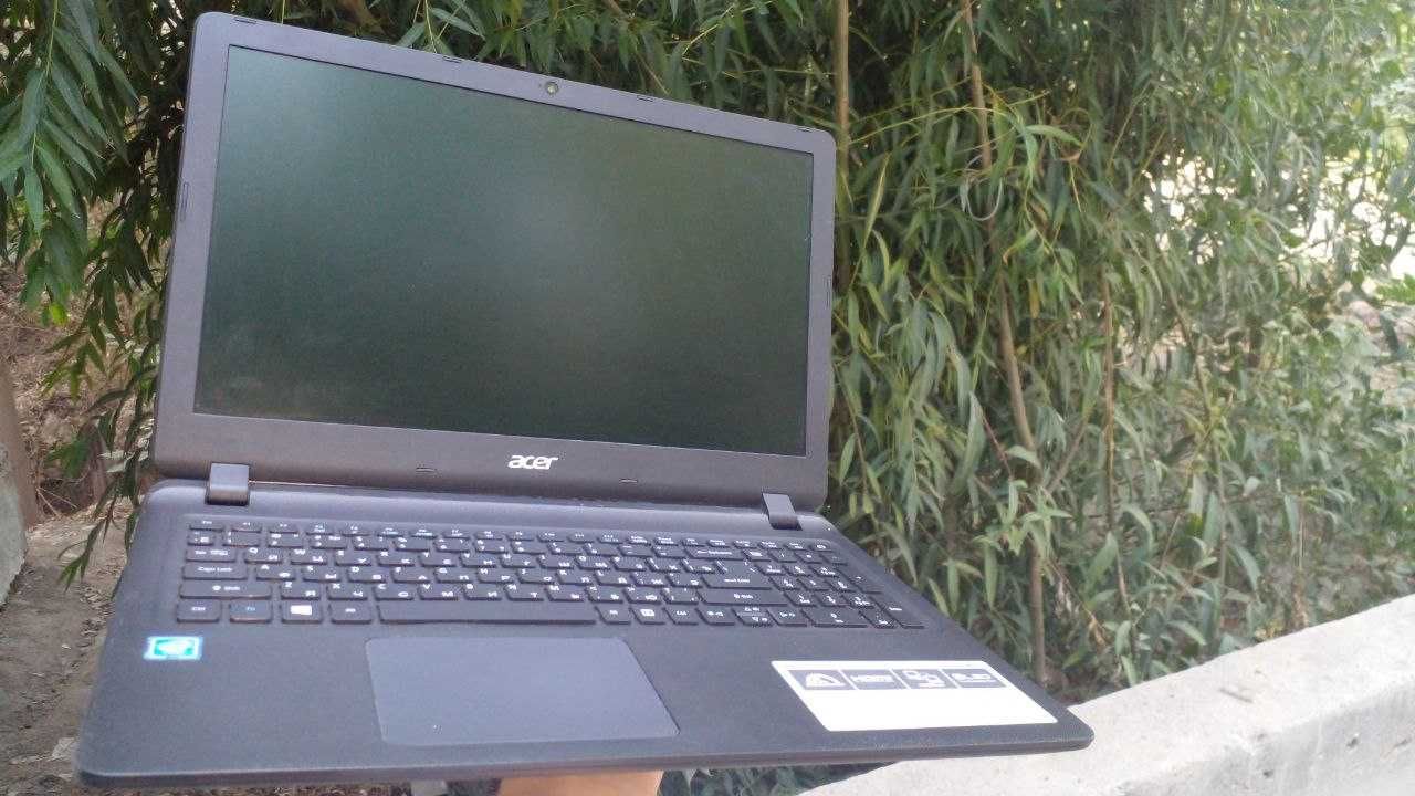 Acer noutbook 2/500