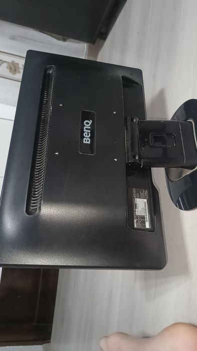 Vând monitor pentru PC cu mufa vga