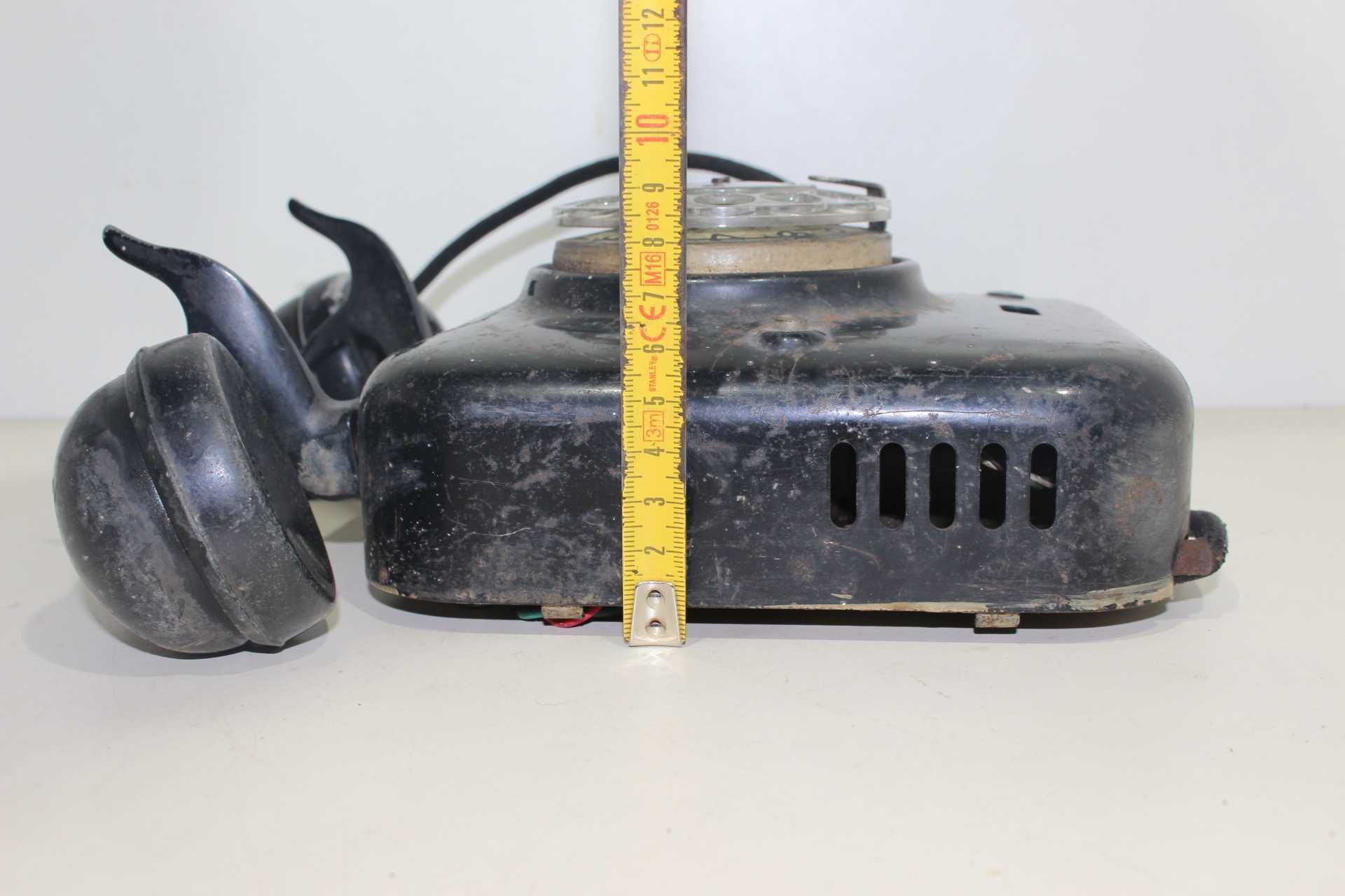 Стар Германски телефон за стена от преди Втората Световна война