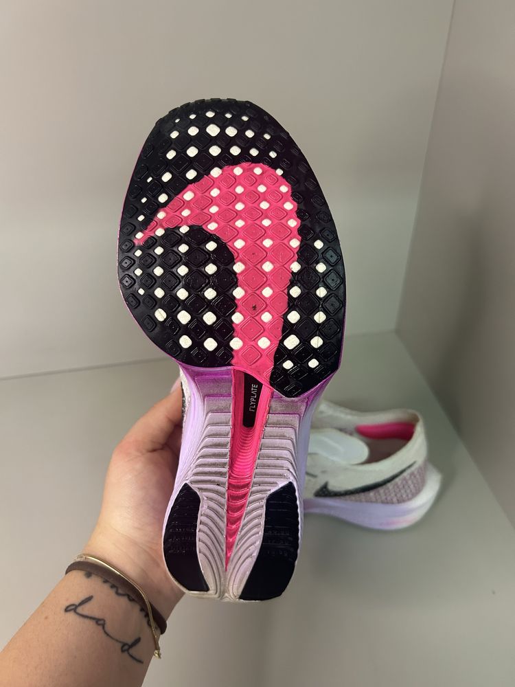 Nike ZoomX Vaporfly NEXT% 2
