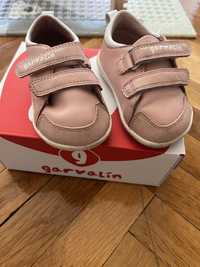 19 н. Бебешки обувки за прохождане Garvalin