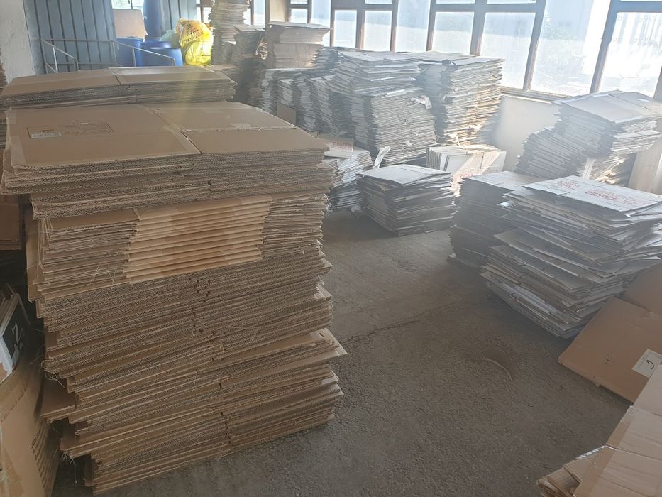 Cutii carton pt mutari/depozitare/colete, f.f.ieftine