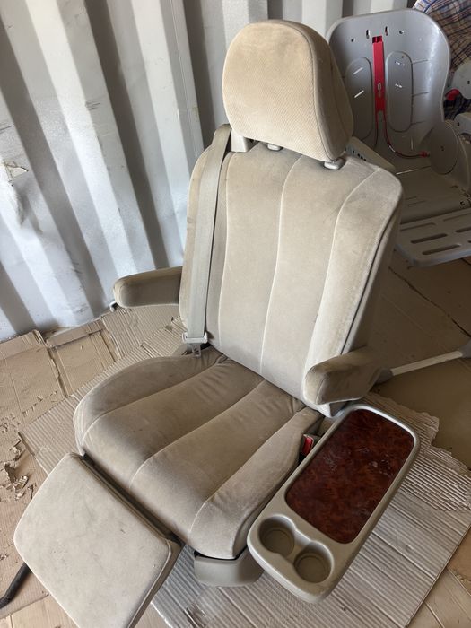 Капитанский сидения