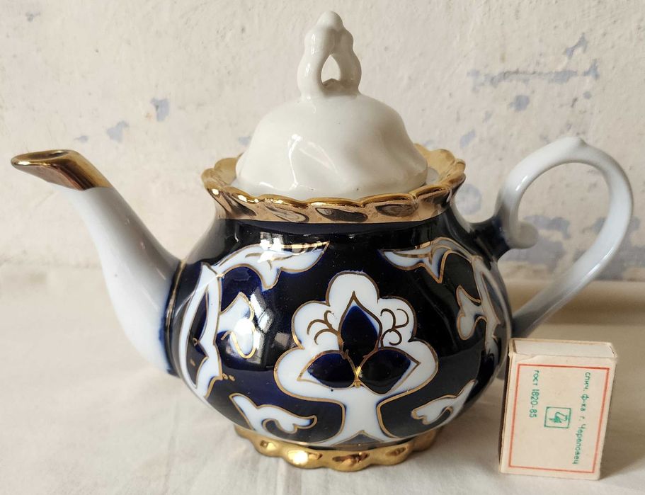 Чайники и графины, цена за все