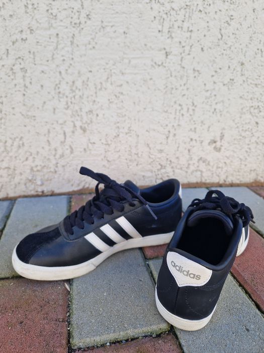 Adidași Adidas marimea 36