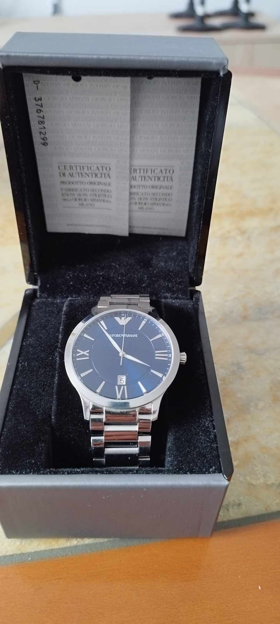 Vând sau schimb ceas Emporio Armani