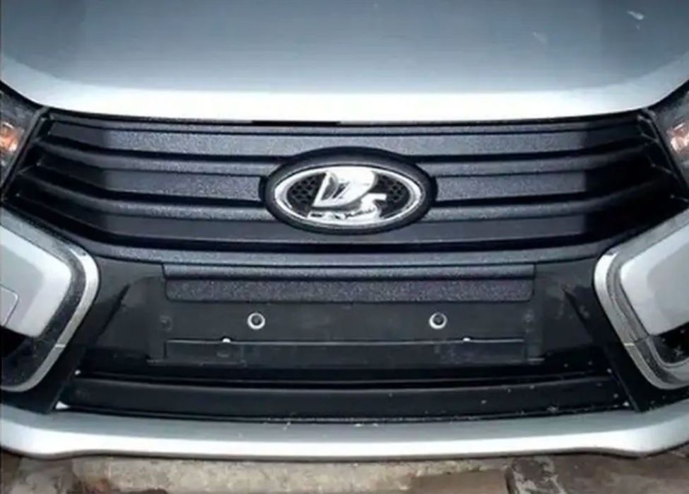 Защита радиатора Лада Веста