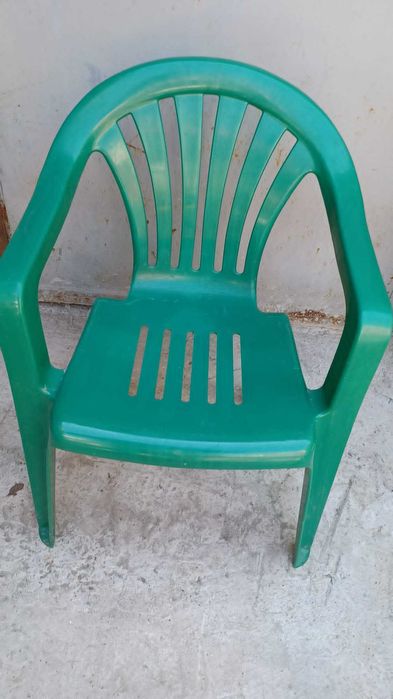 Masa si scaune plastic terasa