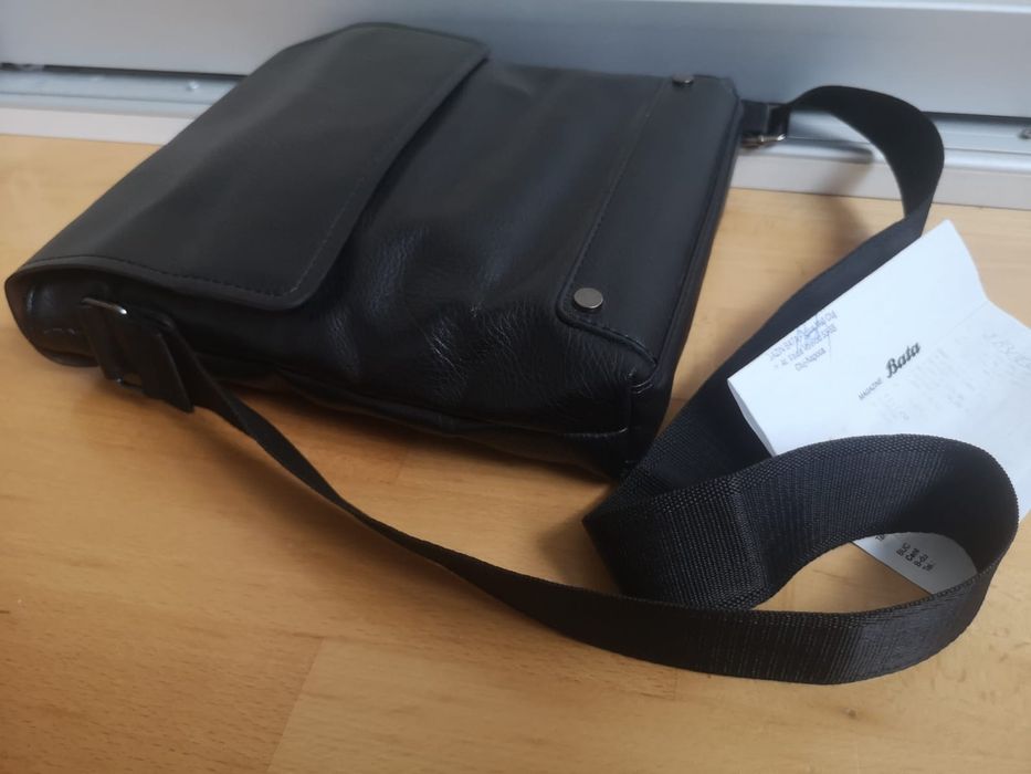Borseta noua geanta umar barbati marca Bata Italy