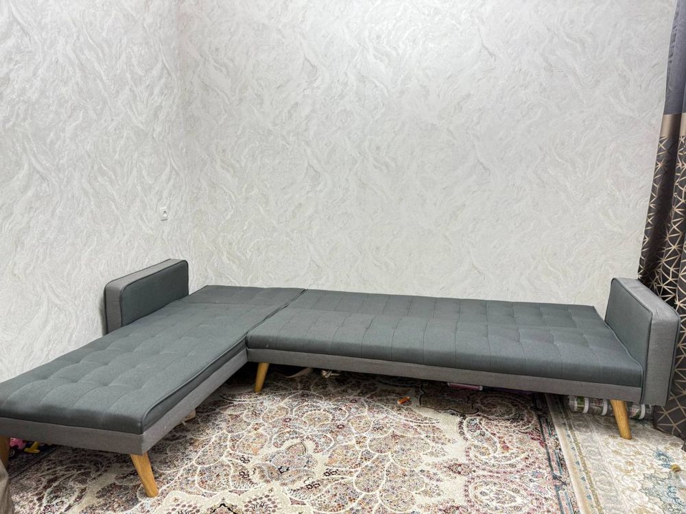 Divan.