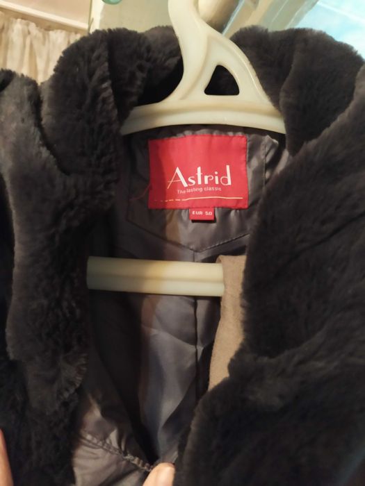 Пальто зимнее,  осеннее ниже колен