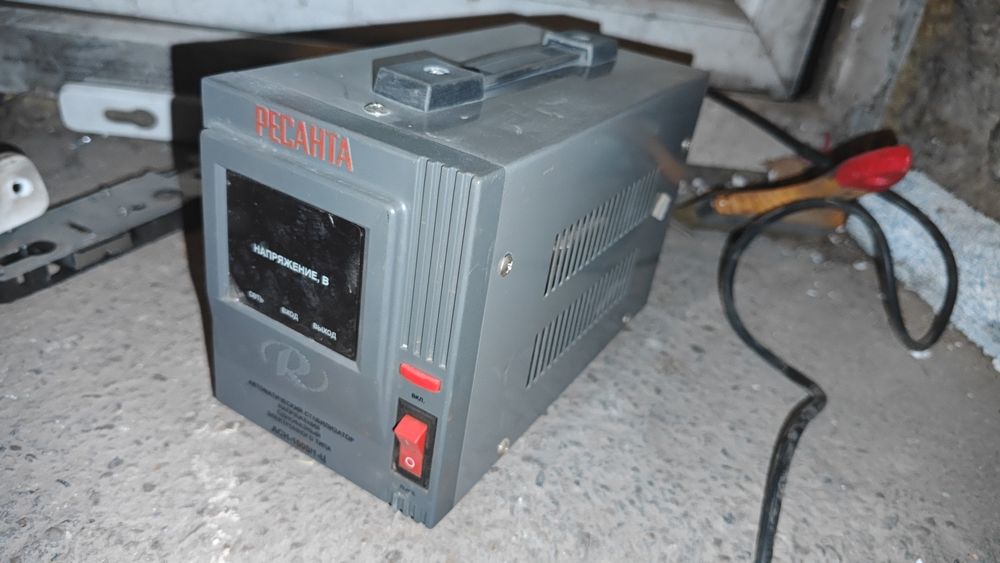 Стабилизатор напряжения Ресанта ACH-1000/1-Ц (ASC/ACH линии):