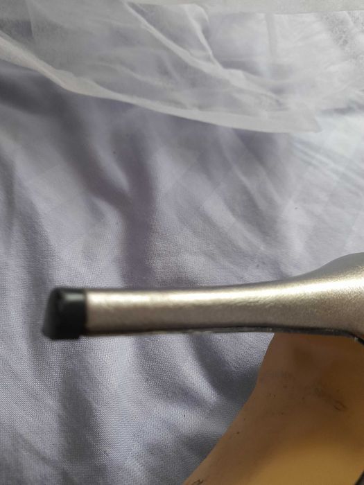 Sandale de damă argintiu sidefat