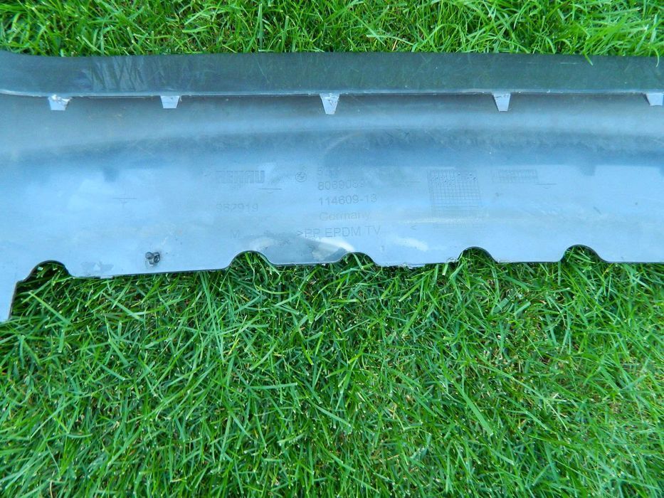 Spoiler inferior bara fata BMW X2 F39 M  model 2016-2018