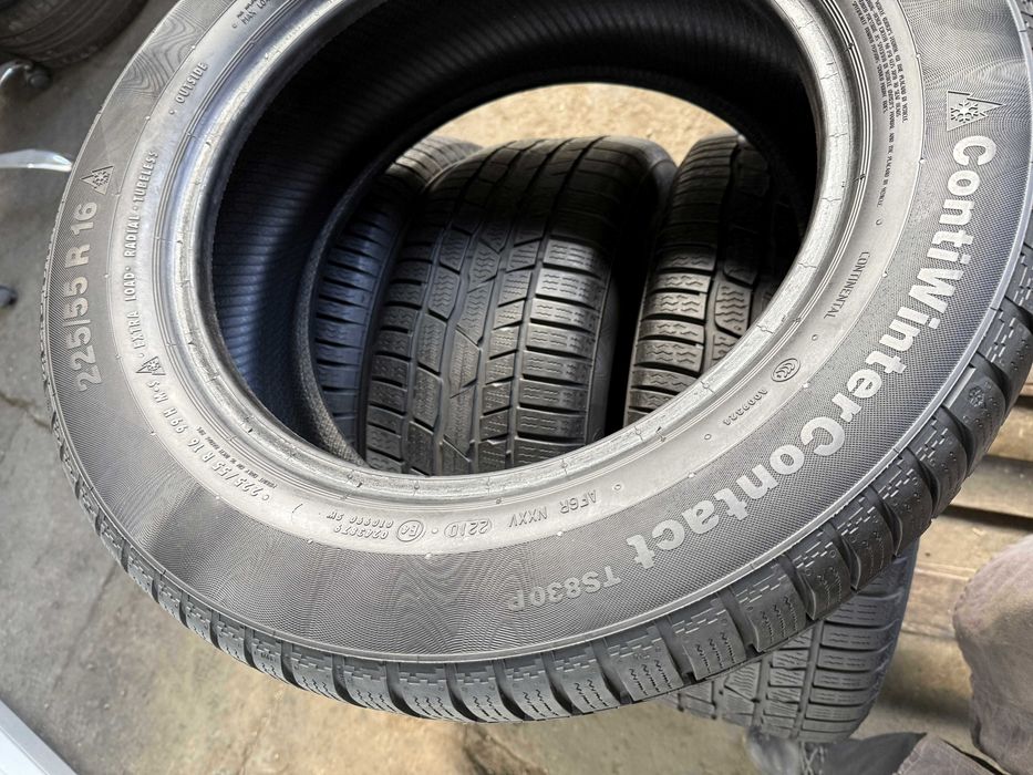 4x Anvelope iarna 225/55 r16 - Continental Conti Winter Contact TS830P