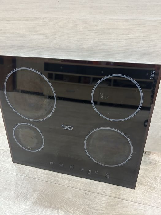 Продам варочную панель на запчасти