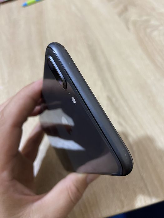 Iphone 8 plus 64 Gb tez sotiladi