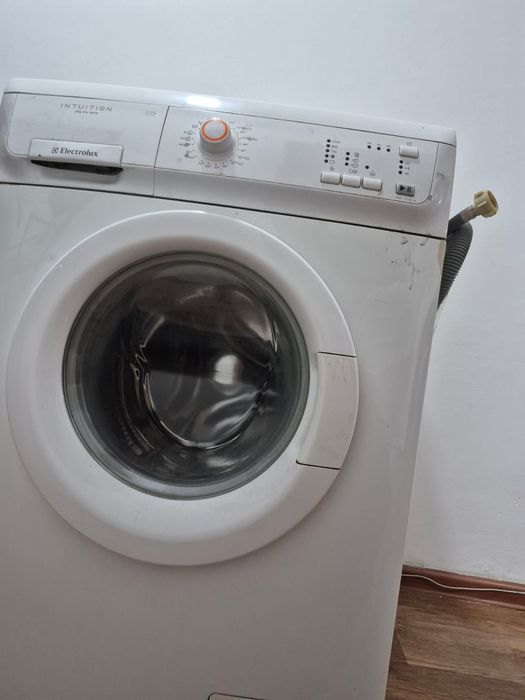 Продам стиральную машину